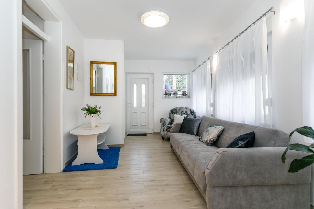 Apartment Near The Sea Judita Malinska Kültér fotó